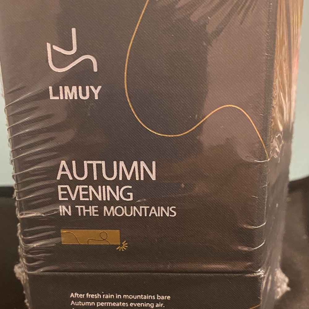 Autumn Evening Candle - Elegant Black